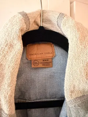 American Eagle Cropped Jean Jacket thumbnail 2