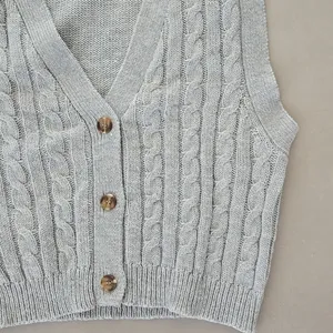 Woman's Gray Cable Knit Sweater Vest Size XS thumbnail 3
