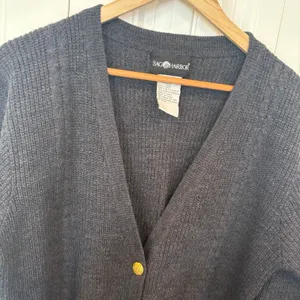 Sag Harbor Gray‎ Cardigan Size Small thumbnail 3