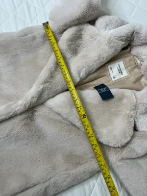 Abercrombie & Fitch Faux Fur Coat Womens XS Cream Plush Quiet Luxury Winter Chic thumbnail 8