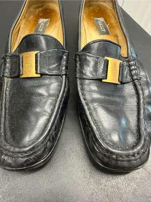 Bally Tempest Black Leather Loafers Well Loved Size 8.5 thumbnail 2