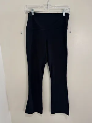 Lululemon flared cropped leggings Size 8 thumbnail 2