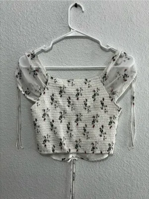 Abercrombie & Fitch White Floral Ruched Tie-Front Crop Top thumbnail 3