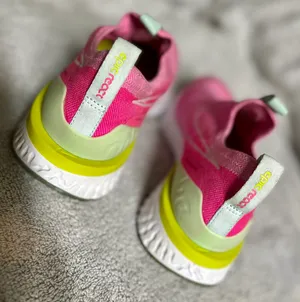 Nike Women’s Epic React Flyknit Running Shoes thumbnail 5