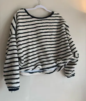 Free People Black White Striped Sweater Pullover Top Fleece Women Size M Shirt thumbnail 1