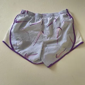 Nike Dri-Fit Running Shorts L Purple Swoosh Print Lightweight Activewear thumbnail 2