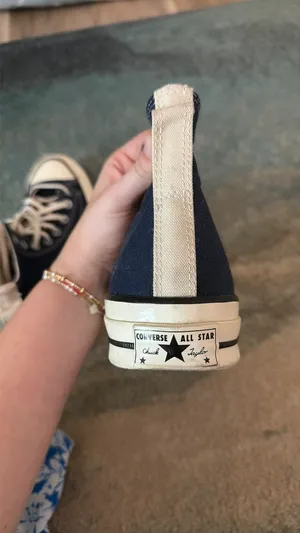 Converse Navy Chuck Taylor All Star Women’s Size 9.5 thumbnail 2