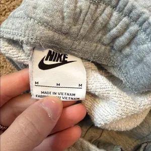 Nike Heather Gray Joggers Size Medium Great thumbnail 11