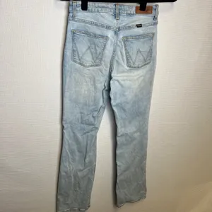 Wrangler Womens High Rise Bold Boot Jeans Light Wash Blue 2x30 112327629 thumbnail 3