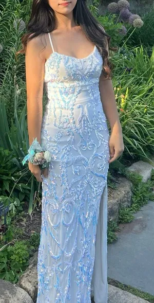Prom Dress  thumbnail 1