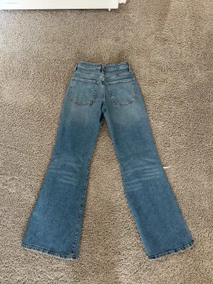 Forever 21 Low-Rise Ripped Jeans thumbnail 5