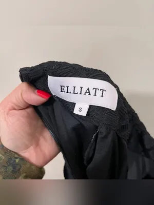 Elliatt knit mock neck mini dress black size small EUC shoulder pads thumbnail 6