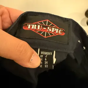 Tru-Spec navy blue cargo pants size 2, inseam 27” thumbnail 3