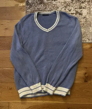 Brandy Melville Nikki Lilac Oversized V-neck Chunky Sweater thumbnail 1