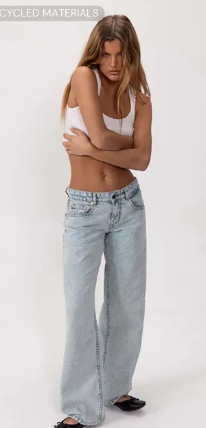 Motel Rocks Low-Rise Parallel Jeans 80s Light Wash Blue thumbnail 1