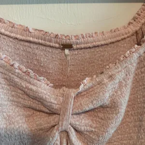 Free People Britney‎ Smocked Floral Cropped Top in Pink Sz S thumbnail 6