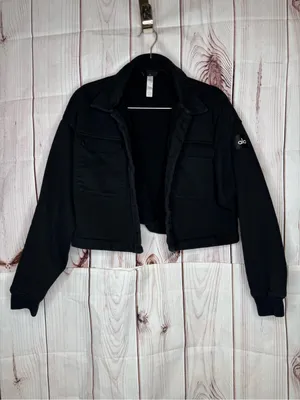 Alo - Renown Cropped Button-Up Pullover thumbnail 2