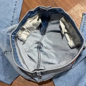 Abercrombie and Fitch jeans- 8S thumbnail 5