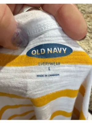 Old Navy White and Yellow Striped Short Sleeve Tee — Casual Crewneck thumbnail 7