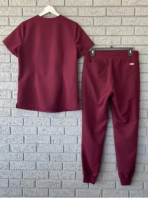 Figs Scrub Set Burgundy Maroon Size Small Catarina Zamora thumbnail 4