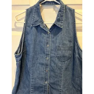 VTG Faded Glory Womens XL Blue Denim Sleeveless Button Shirt Back Cutout Cowgirl thumbnail 3