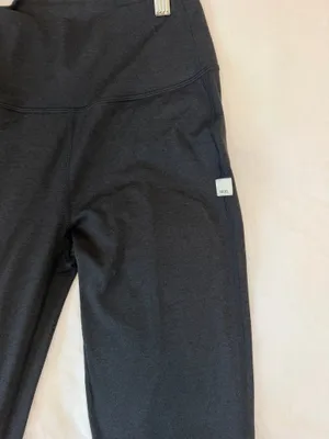 Vuori AllTheFeels slim flare pants thumbnail 3
