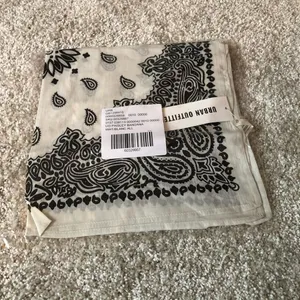 NEW Urban outfitters bohemian boho bandana thumbnail 2