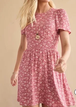 Francesca’s Gabrielle Floral Short Sleeve Mini Dress thumbnail 1