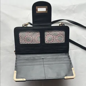Elegant Black Leather Crossbody Bag GUC thumbnail 3