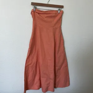 NWT Abercrombie & Fitch Strapless Linen-Blend Midi Dress in Coral, Size S thumbnail 2