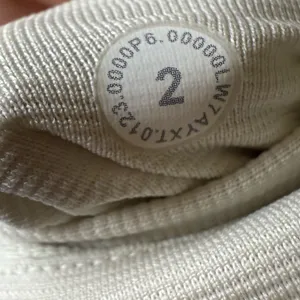 Lululemon Hotty Hot Hawaii Exclusive Pineapple Off White Lined Short 4" Inseam 2 thumbnail 11