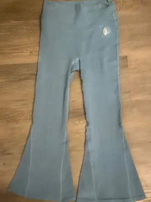 Free People FP Movement Go To Cropped Flares Size xs/small. Color Teal thumbnail 3