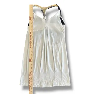 Lululemon Women’s Size 6 White Navy Racerback Tank Top‎ Built-In Bra Yoga Gym thumbnail 6