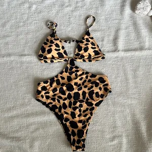 MATTE Collection Monokini thumbnail 1