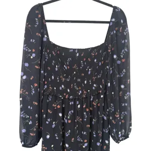 Aritzia Wilfred Black Floral Smocked Square Neck Long Sleeve Midi Dress Sz Large thumbnail 4