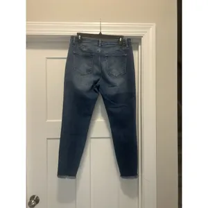 KanCan Mid Rise Tapered Leg Jeans Size 13/30 Dark Wash Stretch Denim Frayed Hem thumbnail 5