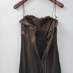 Badgley Mischka Evening Gown Dress Size 8 Brown Pleated Empire Waist Lace Bodice thumbnail 4