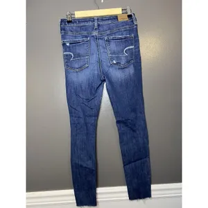 American Eagle Outfitters Super Hi-Rise Jegging Jeans Womens 8 Short Distressed thumbnail 4