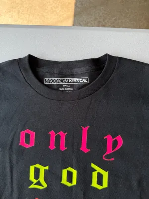 Brooklyn Vertical Youth Boys Girls Black “Only God Can Judge Me” T-Shirt – Size Small thumbnail 3