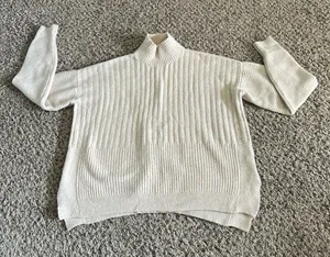 Time and Tru Women's Cream Pull Over Turtleneck Sweater Size Medium‎ thumbnail 1