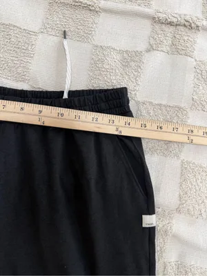NWOT Vuori Boyfriend Cargo Sweatpant size Small‎ thumbnail 4