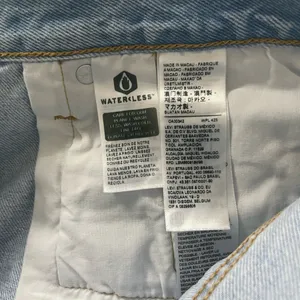 Levi’s 501 distressed light wash Jean shorts denim size 31‎ thumbnail 6