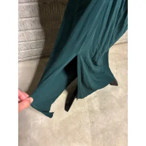 Smallshow Green Ruched Side Slit Maxi Dress Women's Size L‎ Short Sleeve thumbnail 3