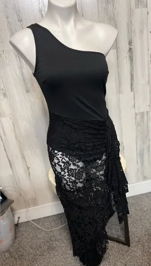 Black One-Shoulder Lace Mesh Maxi Dress • Size S • Evening / Formal / Party thumbnail 1
