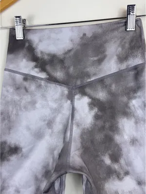 Nike Icon Clash Dri-FIT Grey Cloud Tie Dye High Rise Biker Shorts XS thumbnail 10