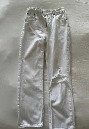 Abercrombie Ankle Straight Jeans thumbnail 1