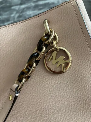 Michael Kors purse thumbnail 2