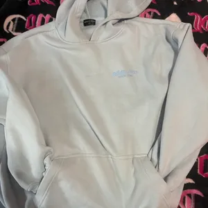 White Fox Boutique Hoodie Oversized thumbnail 1