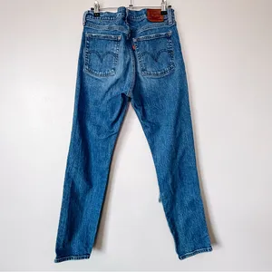 Levis Wedgie High Rise Button Fly Ripped Knees Medium Wash Size 28 thumbnail 4