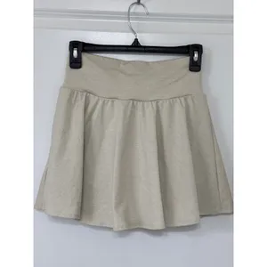 Old Navy Beige CloudComfy Extra High-Rise Crossover Waist Skort Small thumbnail 3